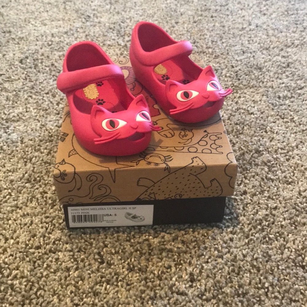 Mini Melissa shoes. NWOT. Size 5. New!